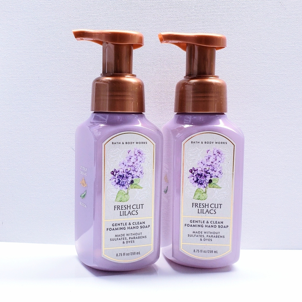 Bath & Body Works FRESH CUT LILACS Gentle & Clean Fpoaming Hand Soap (2 pcs)